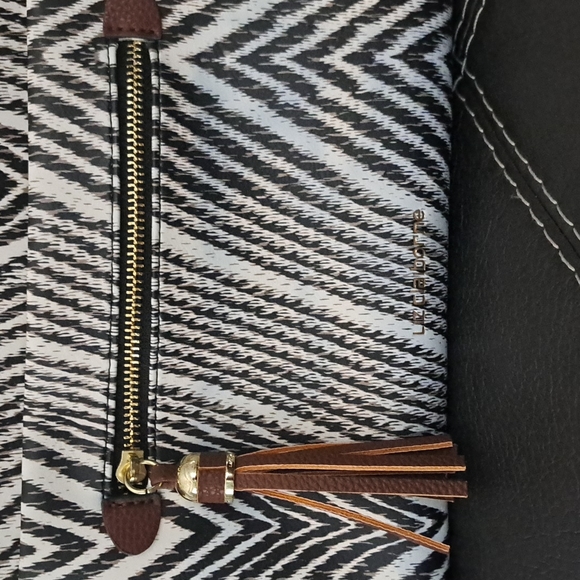 New liz Claiborne purse / leather / - Picture 3 of 6